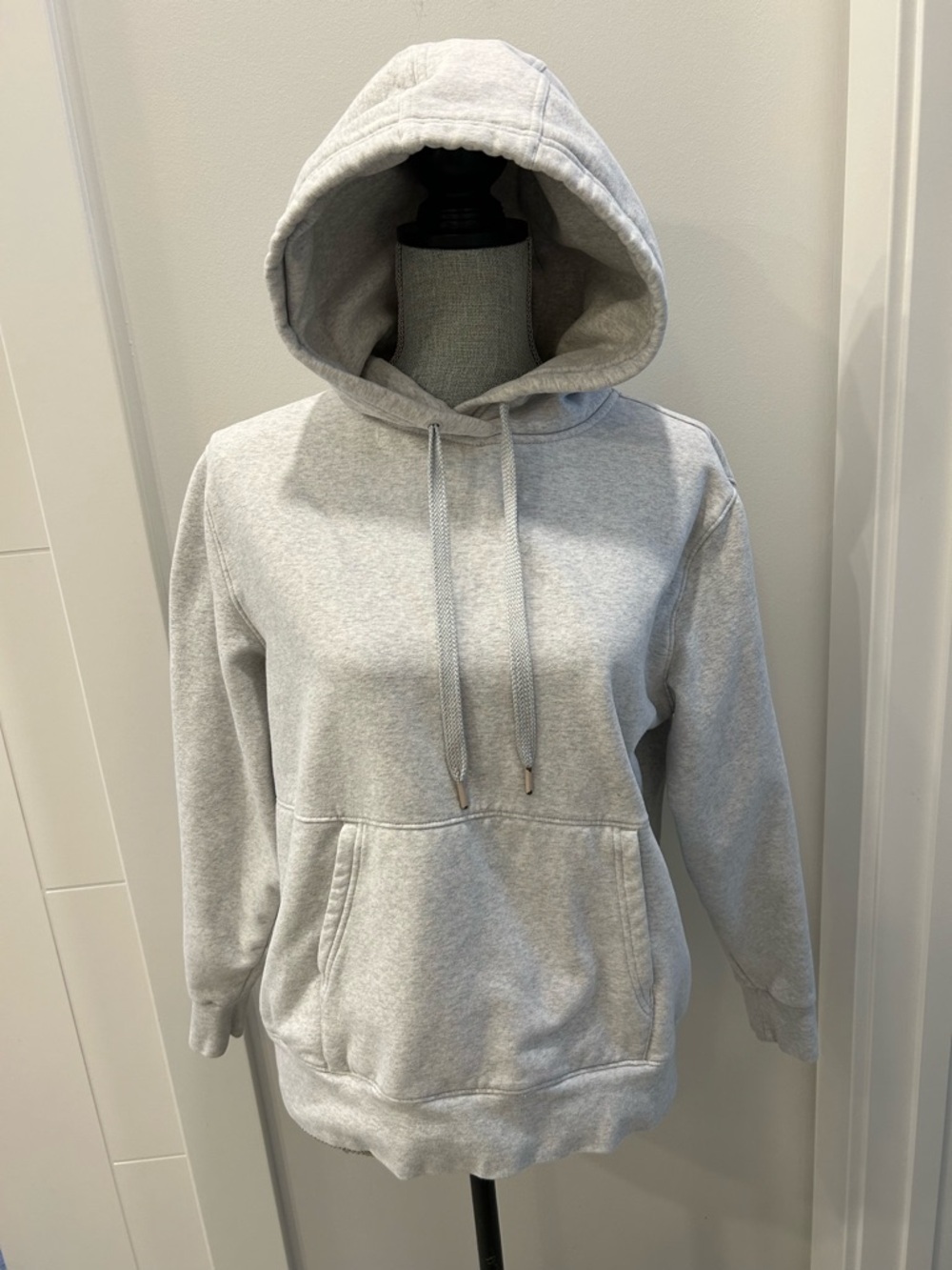 Athleta Light Gray women’s  Hoodie size m​